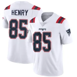 New England Patriots Men's Limited White Vapor Untouchable Jersey (85 Hunter Henry)