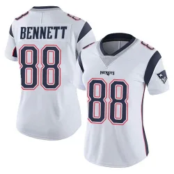 New England Patriots Women's Limited White Vapor Untouchable Jersey (88 Martellus Bennett)